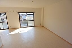 バンブーパレス 3階2LDKのリビング/ダイニング