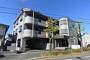 牧野駅より徒歩13分 築33年3ヶ月 3階建の賃貸物件