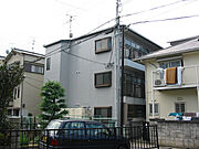 枚方市駅より徒歩8分 3階 築32年6ヶ月の賃貸物件