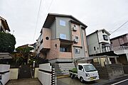 枚方市駅よりバス13分 徒歩5分 3階 築3年8ヶ月の賃貸物件