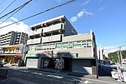 枚方市駅よりバス10分 徒歩1分 3階 築26年7ヶ月の賃貸物件