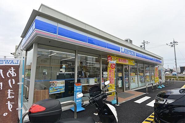 画像23:ローソン 京阪交野タウン店（728m）