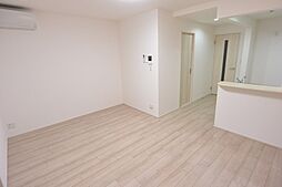 Wisteria terrace 3階1LDKのリビング/ダイニング