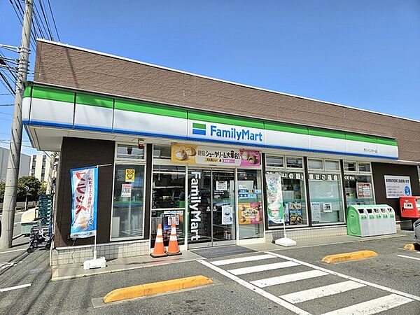 ファミリーマート市川インター店（135m）