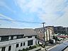 その他：3階バルコニーからの眺望です。青く広い空を感じることができる素晴らしい眺望です。