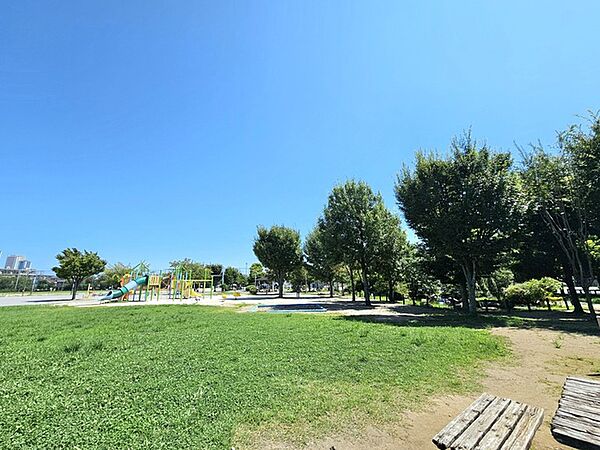 大洲防災公園（240m）