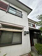 石山駅より徒歩15分 築45年10ヶ月 2階建の賃貸物件