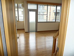 JR東海道・山陽本線 石山駅 徒歩8分の賃貸マンション 2階1LDKのリビング/ダイニング