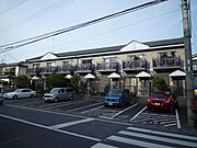 石山駅よりバス15分 徒歩2分 築23年1ヶ月の賃貸物件