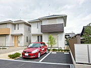 石山駅より徒歩20分 築10年8ヶ月の賃貸物件