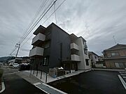 草津駅よりバス40分 徒歩3分 1階 新築の賃貸物件