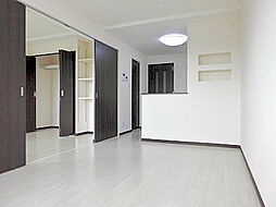 ハートフル・プリムラ 3階1LDKのリビング/ダイニング