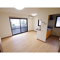 サニーコート中野B棟 2階1LDKのリビング/ダイニング