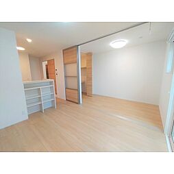 ラ・ヴィータ 2階1LDKのリビング/ダイニング