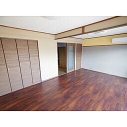 長丘タウンハウス 3階2LDKのリビング/ダイニング