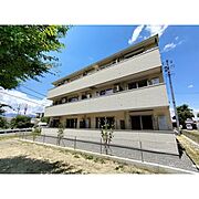 南松本駅より徒歩8分 3階 築1年10ヶ月の賃貸物件