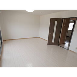 Surplus　Two中島ハイツ 1階1LDKのリビング/ダイニング