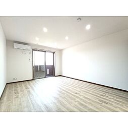 ラフィネ新井 2階1Kのリビング/ダイニング