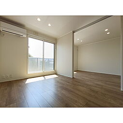 グランソレイユ 1階2LDKのリビング/ダイニング