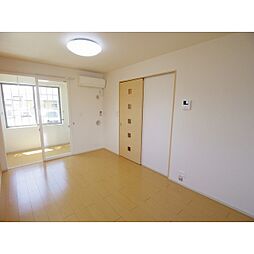 ラピィエル 1階1LDKのリビング/ダイニング