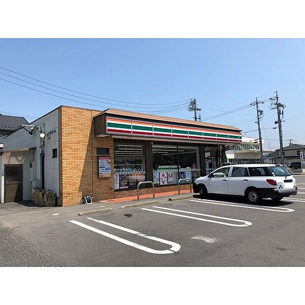 画像20:コンビニ「セブンイレブン更埴市民体育館前店まで603ｍ」