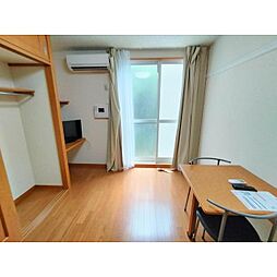 レオパレスCOCO 1階1Kのリビング/ダイニング