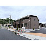 屋代高校前駅よりバス3分 徒歩3分 築5年6ヶ月 2階建の賃貸物件