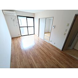 エルプラド21　B棟 2階2DKのリビング/ダイニング