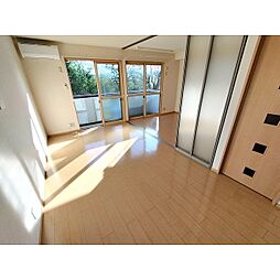 シャルルアモリ　Ａ棟 2階2DKのリビング/ダイニング