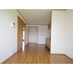 レガートＣ 2階2DKのリビング/ダイニング