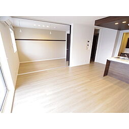 Ｔ‘Ｓ　スクエアII 2階1LDKのリビング/ダイニング