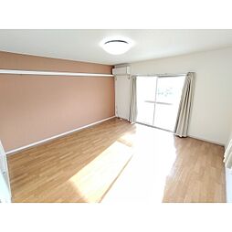 フレグランス七瀬II 2階1Kのリビング/ダイニング