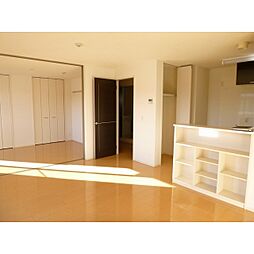 アヴェニューはなみずきA 2階2LDKのリビング/ダイニング