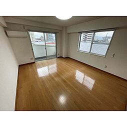 ローズハイツ 3階1Kのリビング/ダイニング