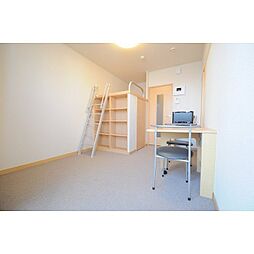 レオパレスうつくし 2階1Kのリビング/ダイニング