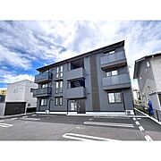 広丘駅より徒歩25分 新築 3階建の賃貸物件