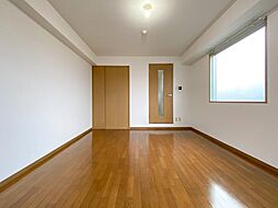 レイクパレスゼゼ 303 3階1Kのリビング/ダイニング