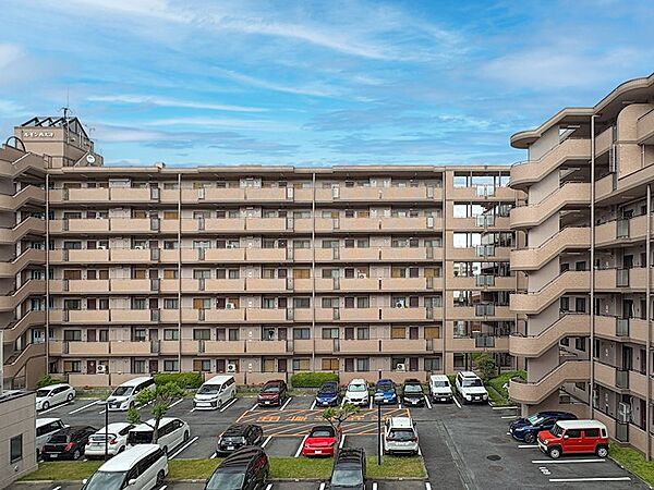東向きのバルコニー