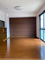 ウエストアヴェニュー 2階ワンルームのリビング/ダイニング