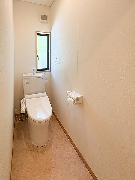 トイレを拡大表示