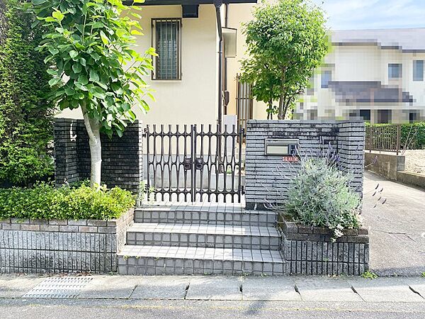 外観：325000132396