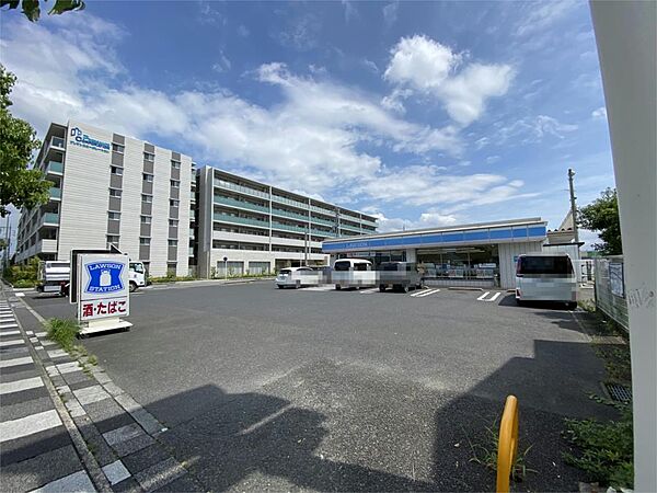 ローソン 大津市萱野浦店（320m）