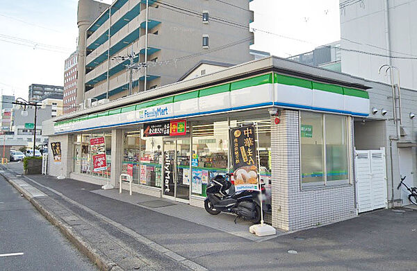 ファミリーマート 草津西大路店（180m）