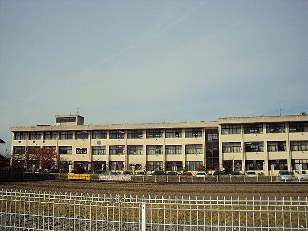 画像20:彦根市立平田小学校（650m）