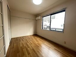 フィネス後三条 102 1階1Kのリビング/ダイニング