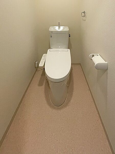 白くてきれいなトイレ