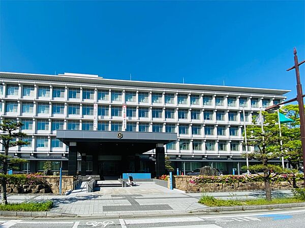 彦根市役所（960m）