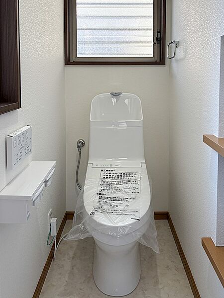 トイレを拡大表示