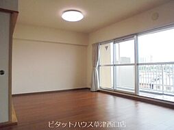 ベルヴィ草津 510 5階3LDKのリビング/ダイニング