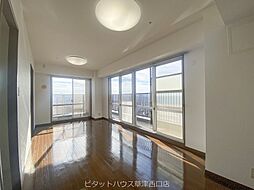 ウイング・ビュー 2306 23階4LDKのリビング/ダイニング